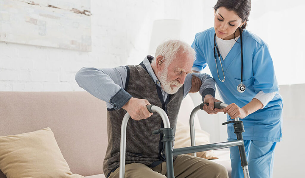 Things To Consider When Looking For A Nursing Home For Your Loved One